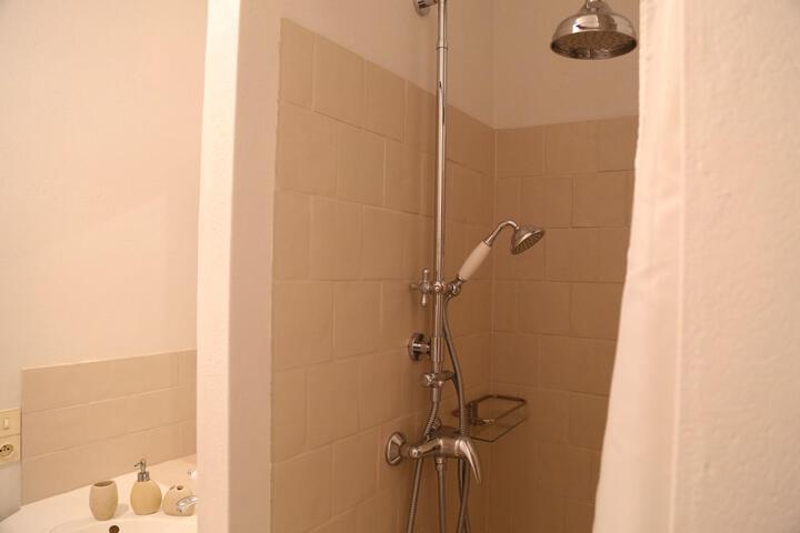 Room 177 of 239
