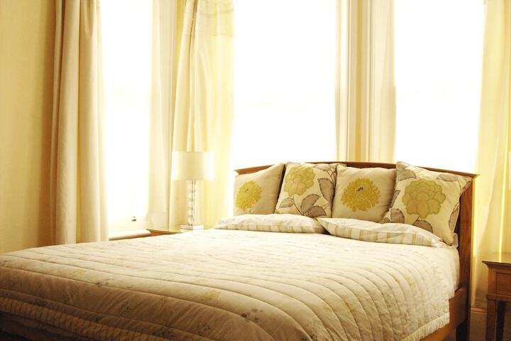 Room 5 of 40