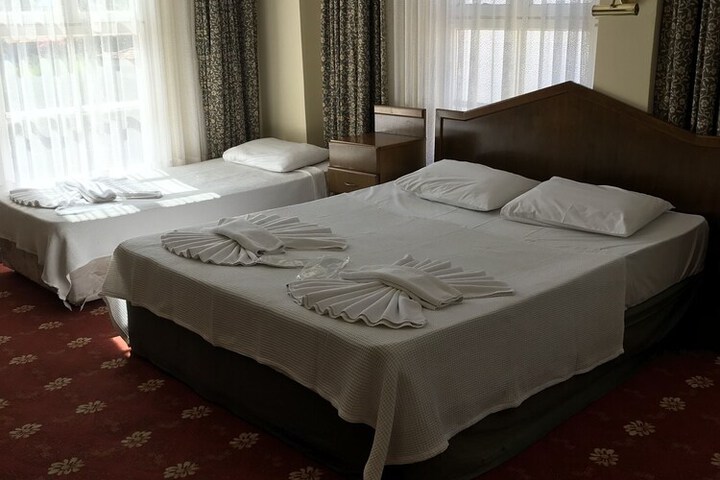 Room 8 of 35