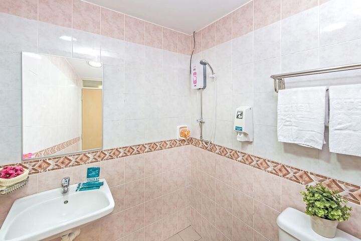 Clean Restrooms
