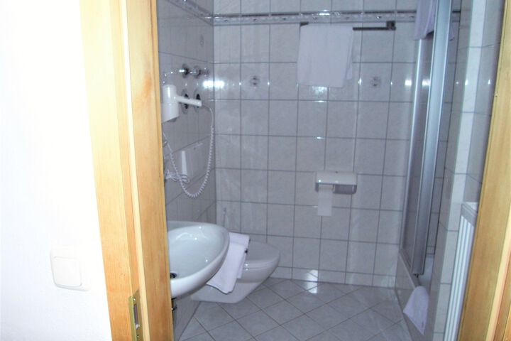 Room 7 of 46
