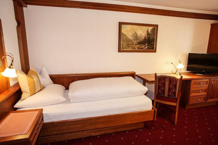 Room 7 of 55