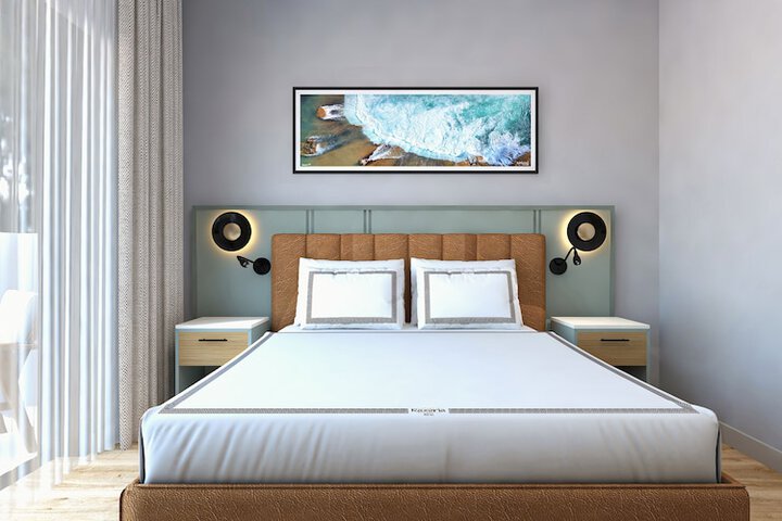 Room 12 of 43