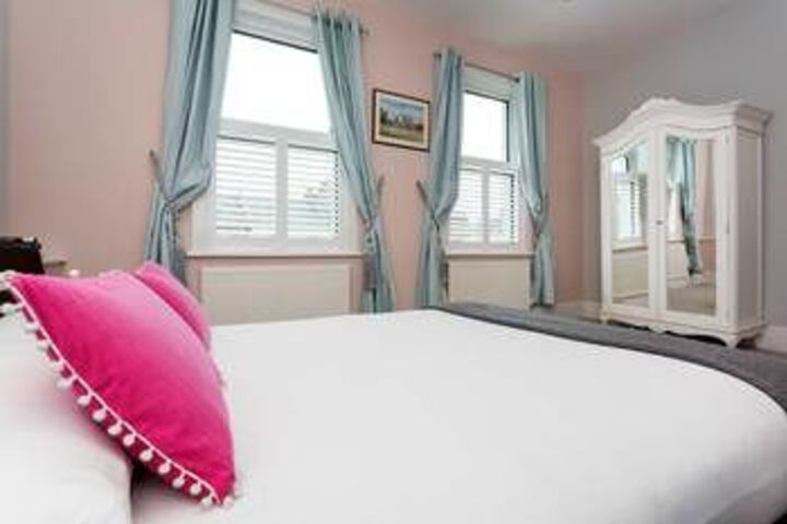 Room 8 of 23