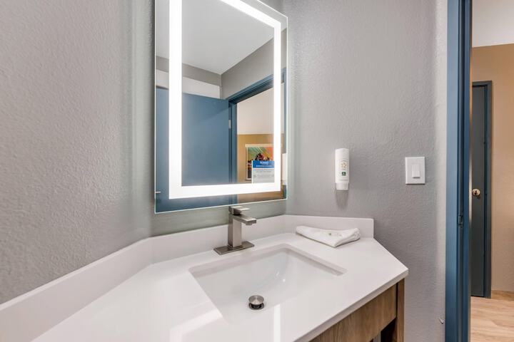 Room 20 of 30