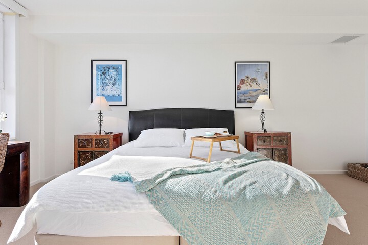 Room 2 of 41