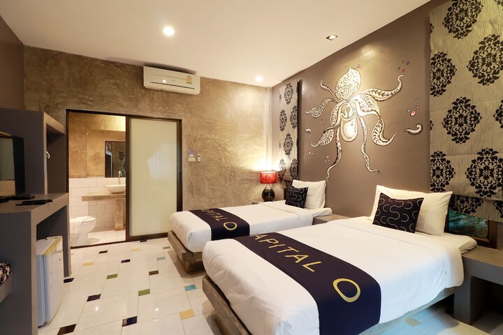 Room 34 of 99