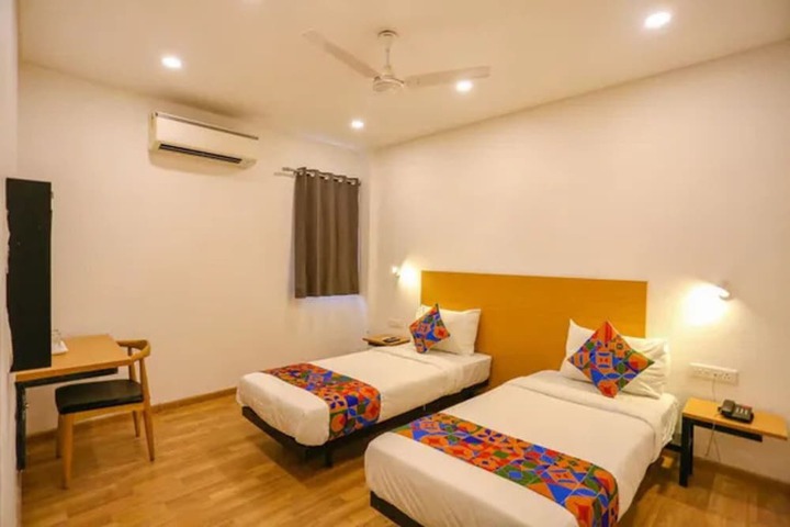 Room 7 of 20