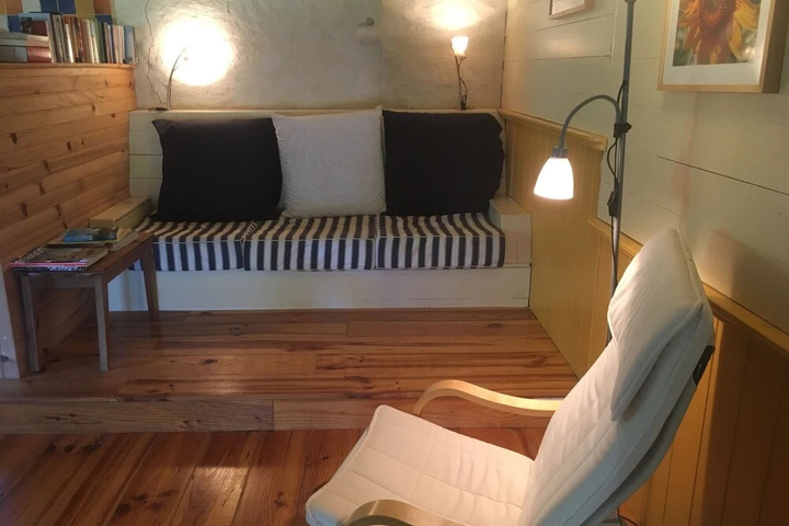 Room 4 of 13