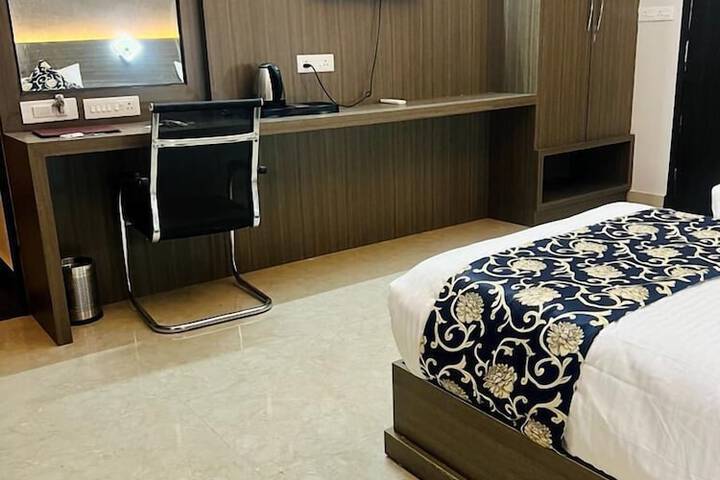 Room 17 of 58
