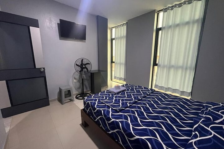 Room 7 of 25