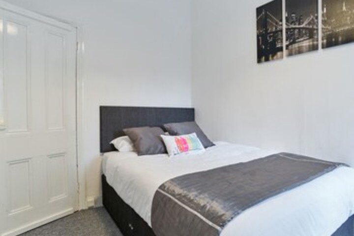 Room 49 of 57