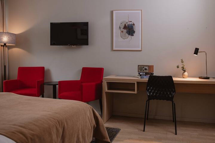 Room 53 of 114