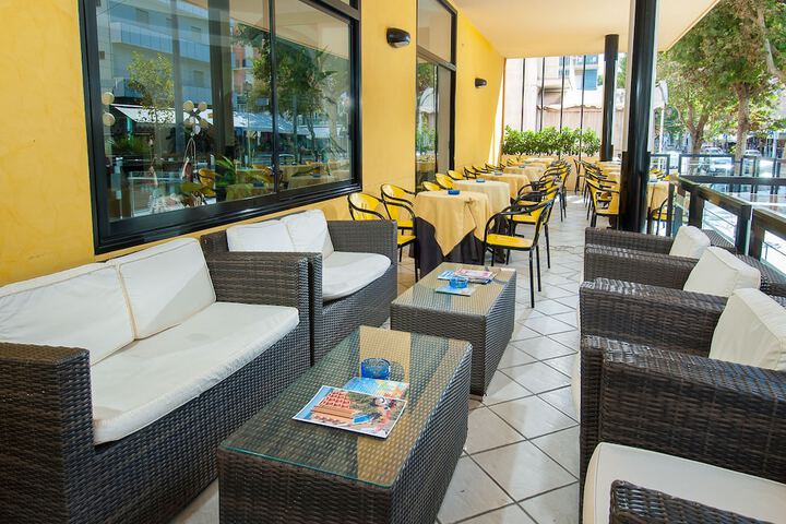 Terrace/Patio 73 of 76