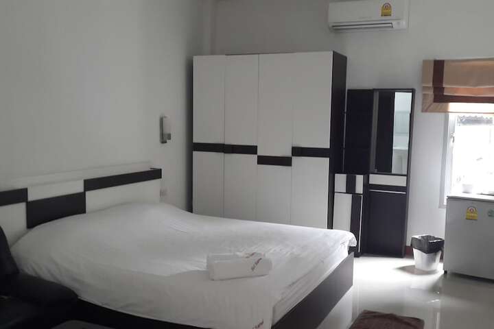 Room 7 of 41