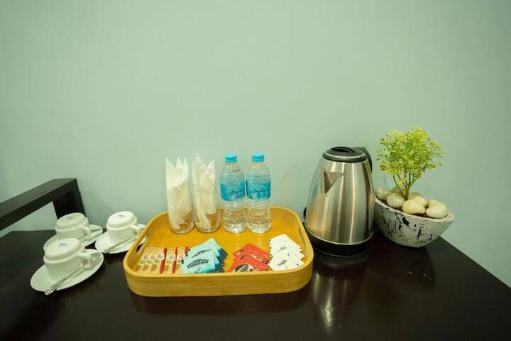 Breakfast/Coffee Service 11 of 14
