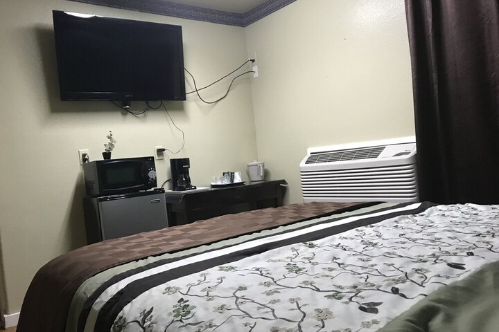 Hotel Interior 29 of 40