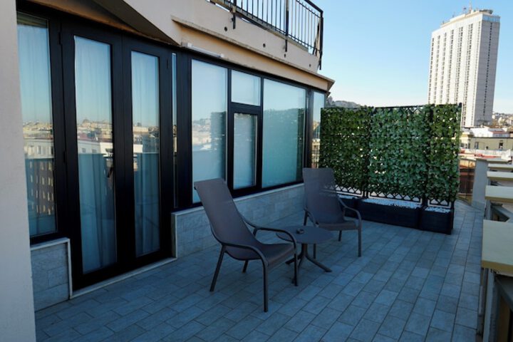Terrace/Patio 51 of 117