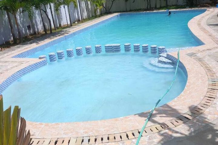 Pool 26 of 52