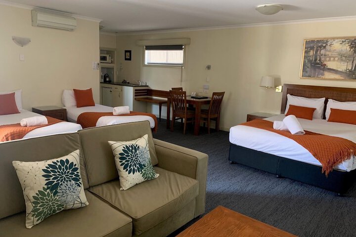 Room 22 of 52