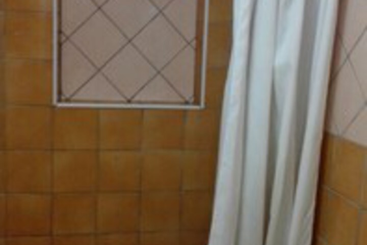 Room 6 of 26