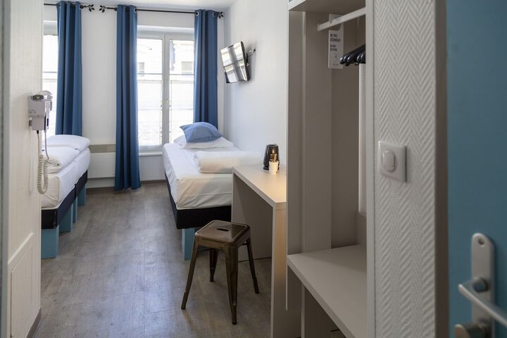 Room 55 of 112
