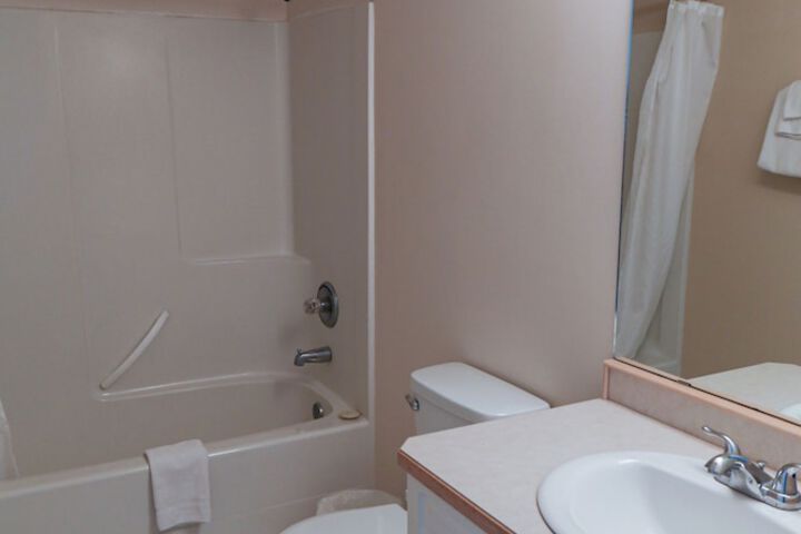Room 134 of 176