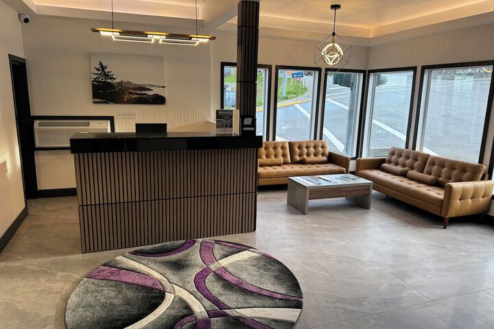 Hotel Interior 3 of 34