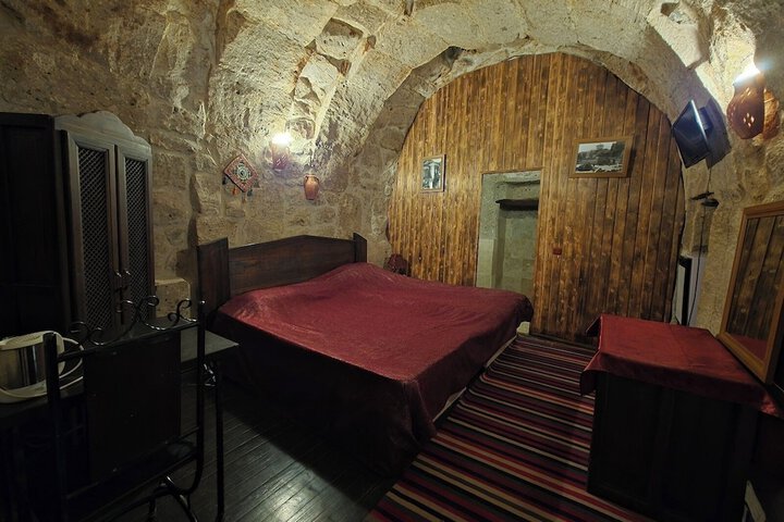 Room 136 of 578