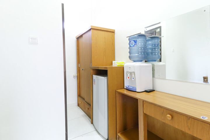 Room 10 of 31