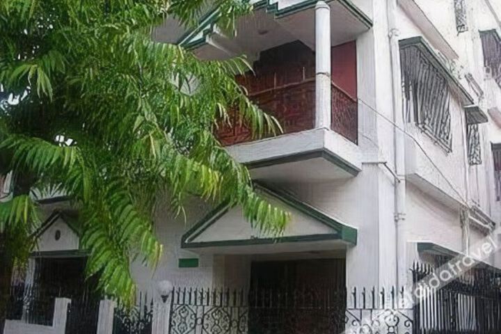 Emerald Residency