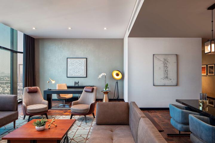 Room 40 of 103