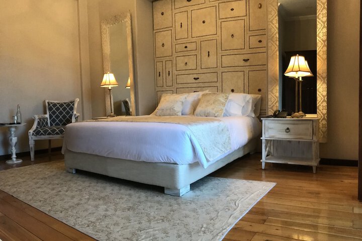 Room 13 of 74
