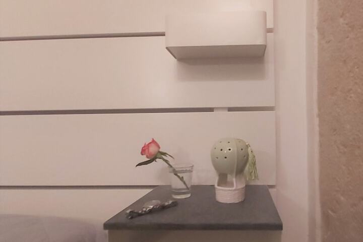 Room 5 of 48