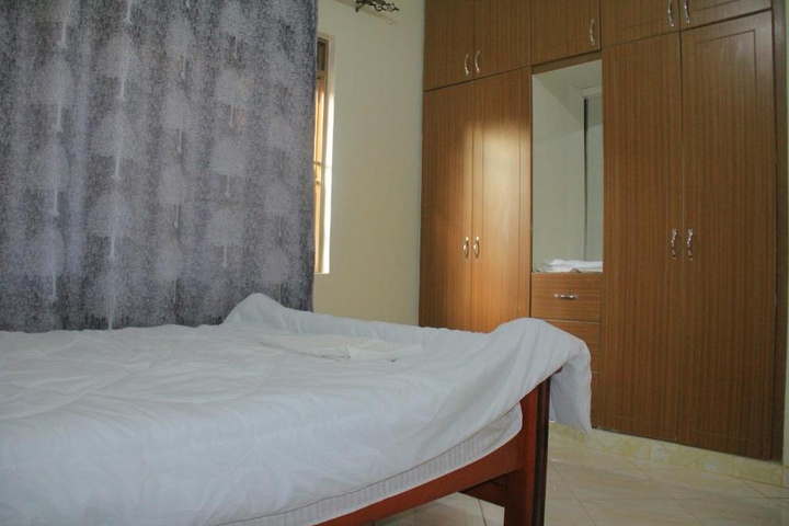 Room 2 of 15