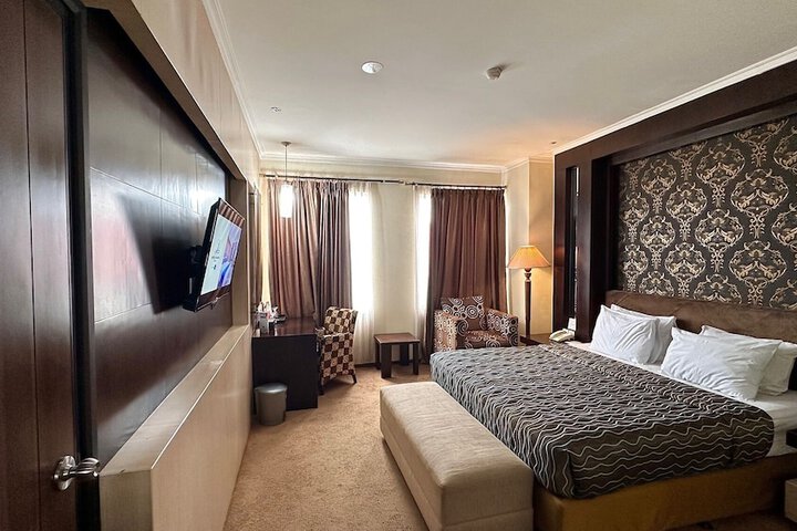 Room 15 of 47