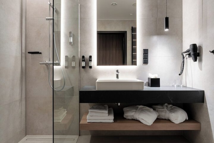 Room 14 of 29