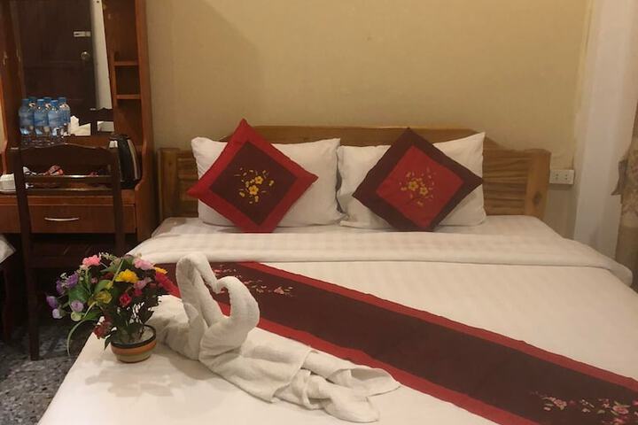Room 21 of 32