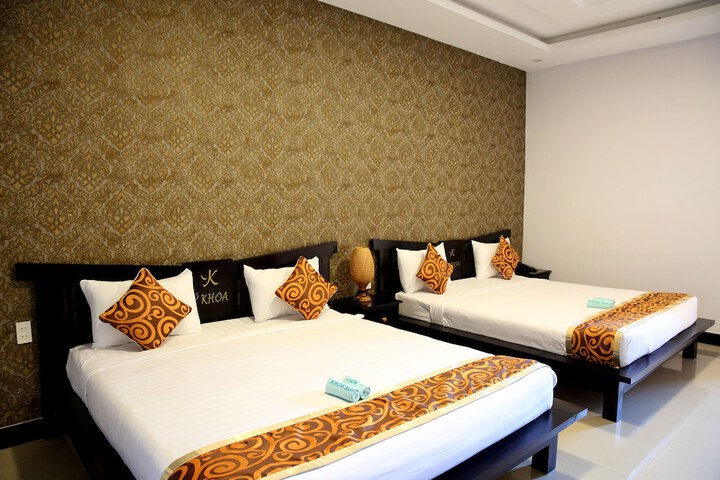 Room 38 of 84