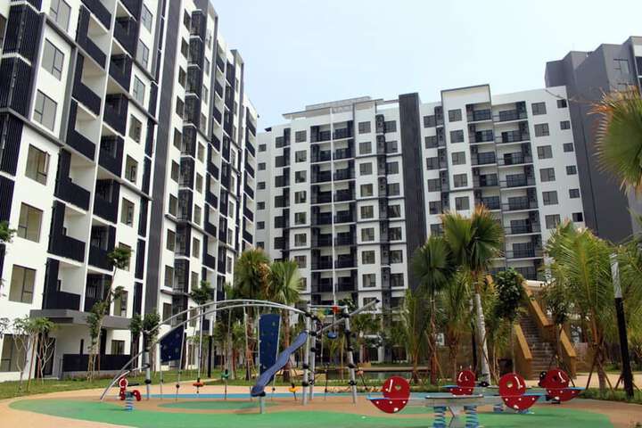 Children's play area - outdoor