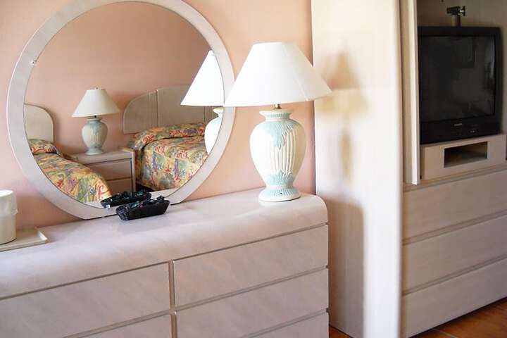 Basic Double Bed (17 of 17)