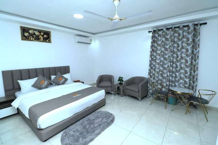 Room 18 of 44