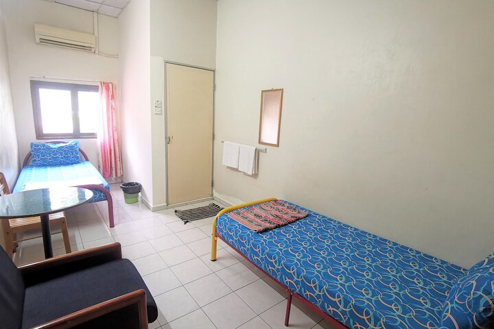 Room 5 of 36