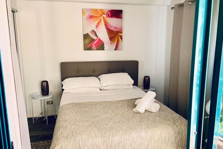 Room 7 of 63