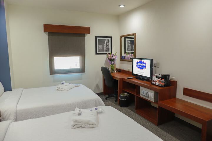 Room 14 of 92