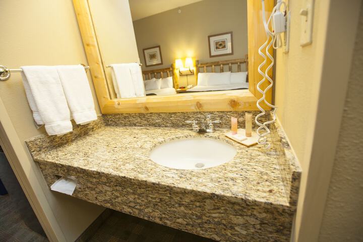 Bathroom sink