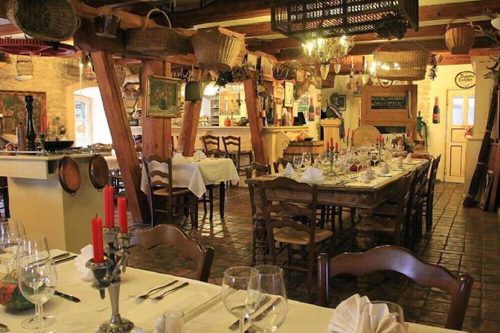 Dining 74 of 113