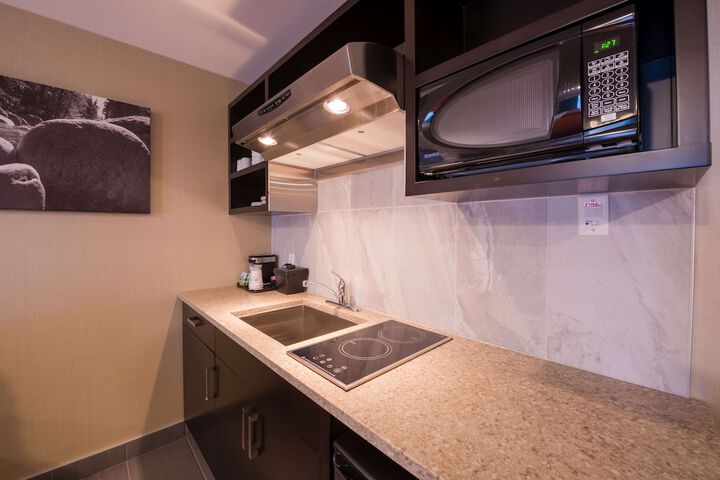 Private kitchenette