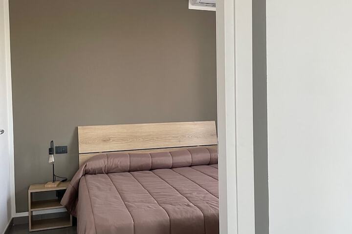 Room 17 of 35