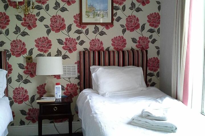 Room 26 of 45